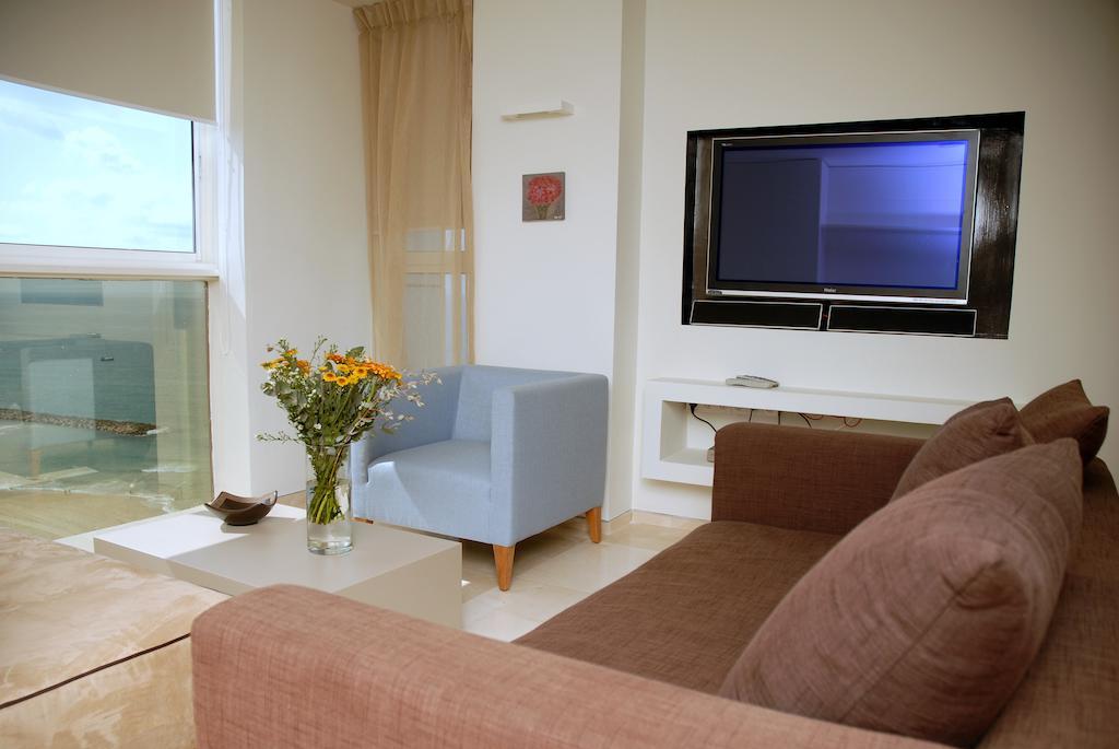Raphael Apartments Herzelia Extérieur photo